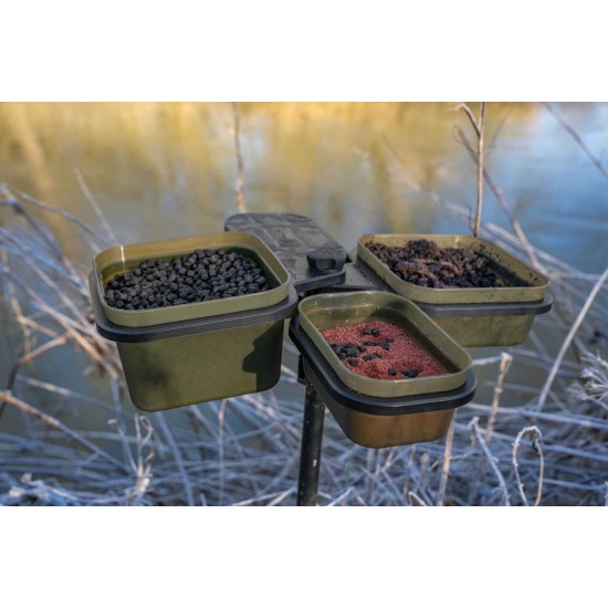 SUPORT PENTRU CUTII MOMEALA TIP EVANTAI - COMPACT BAIT WAITER SET - KORUM